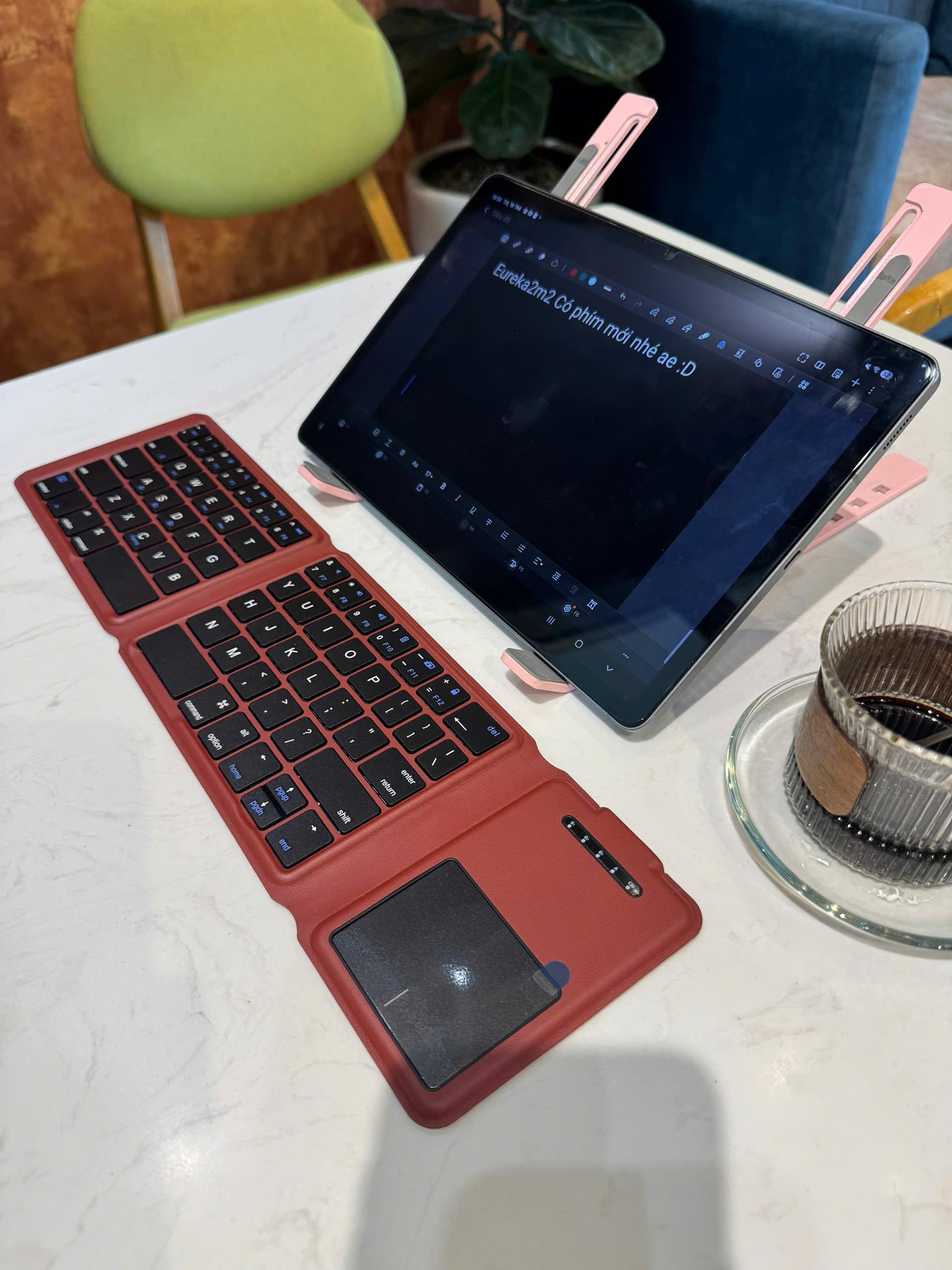z8015727748464_1f4d885e9929232782c07d560a611f3a